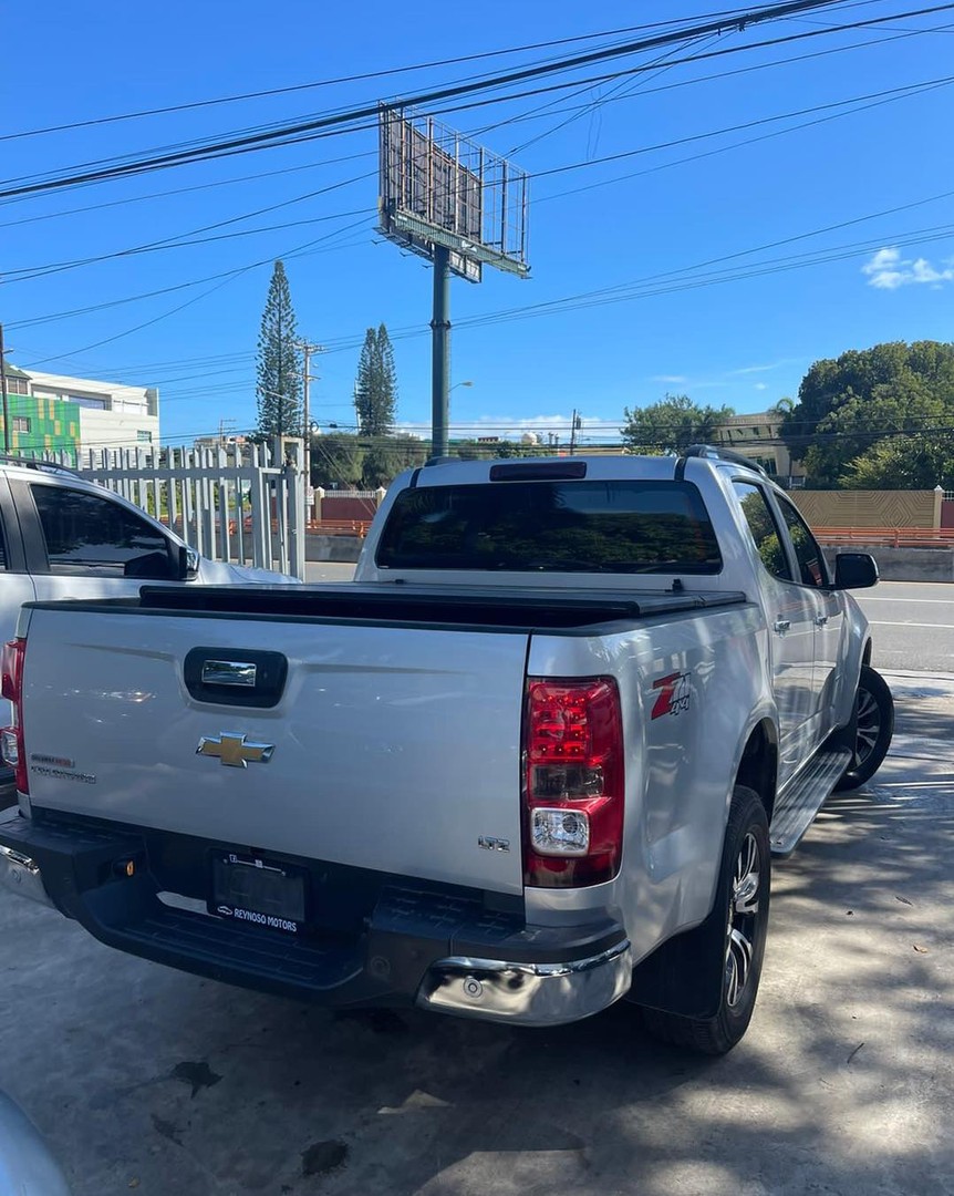 jeepetas y camionetas - CHEVROLET COLORADO LTZ 2019 1