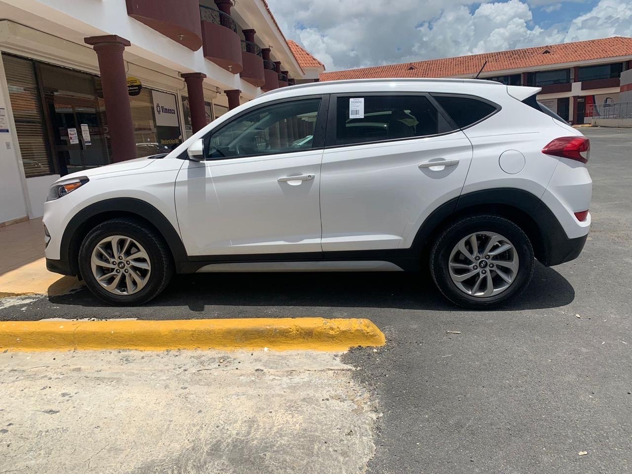 jeepetas y camionetas - HYUNDAI TUCSON 2017 AMERICANA. 3