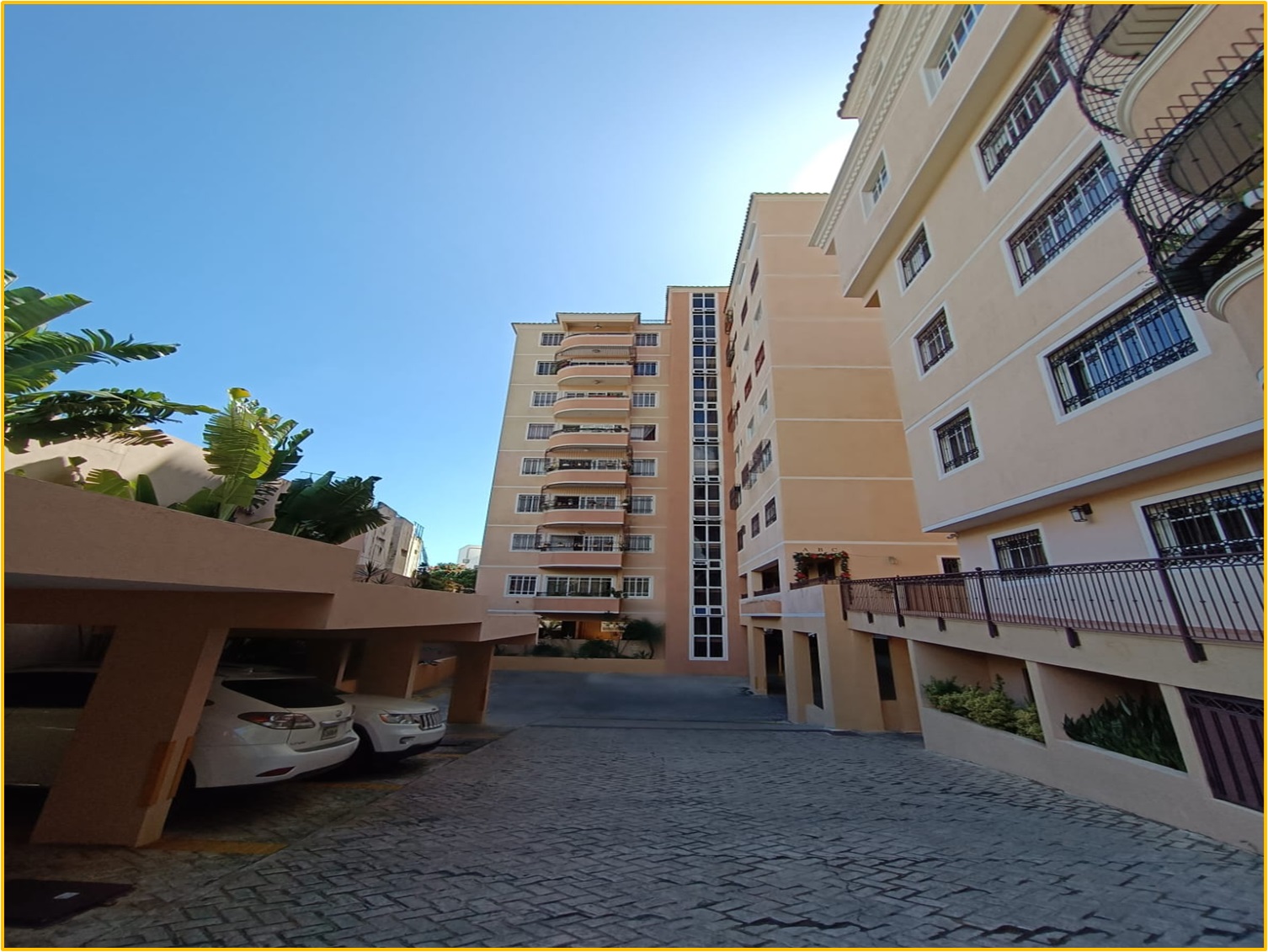 apartamentos - Apto en la Esperilla, 2 HABS., 170 MTS.2, RES. ESCORIAL X, AV. BOLIVAR