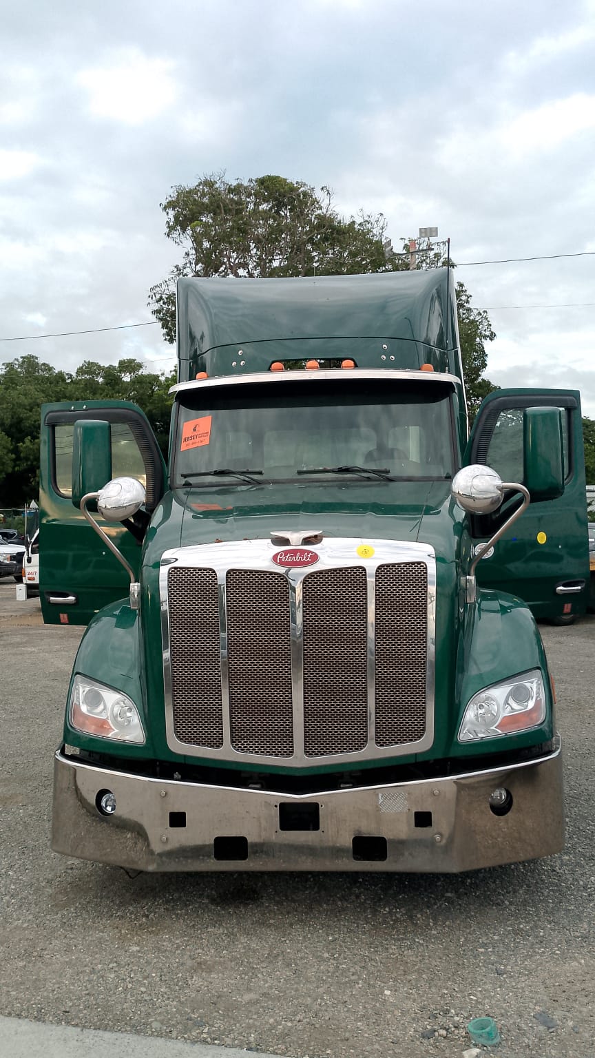 camiones y vehiculos pesados - camion cabezote piterbit 2017en ventas y Freightliner m2 2016 a la ventas 