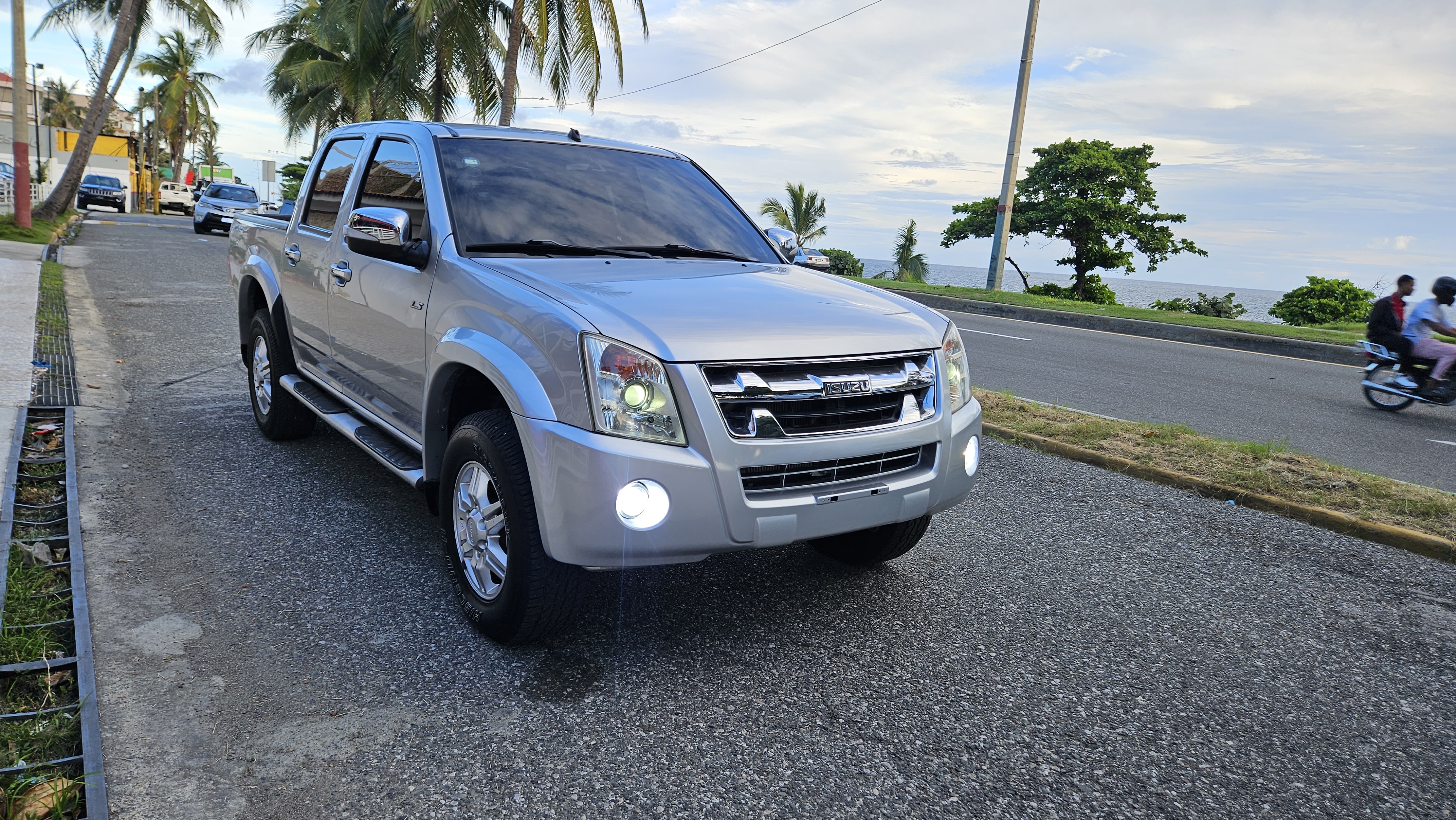 jeepetas y camionetas - Isuzu dmax 2012 full 1