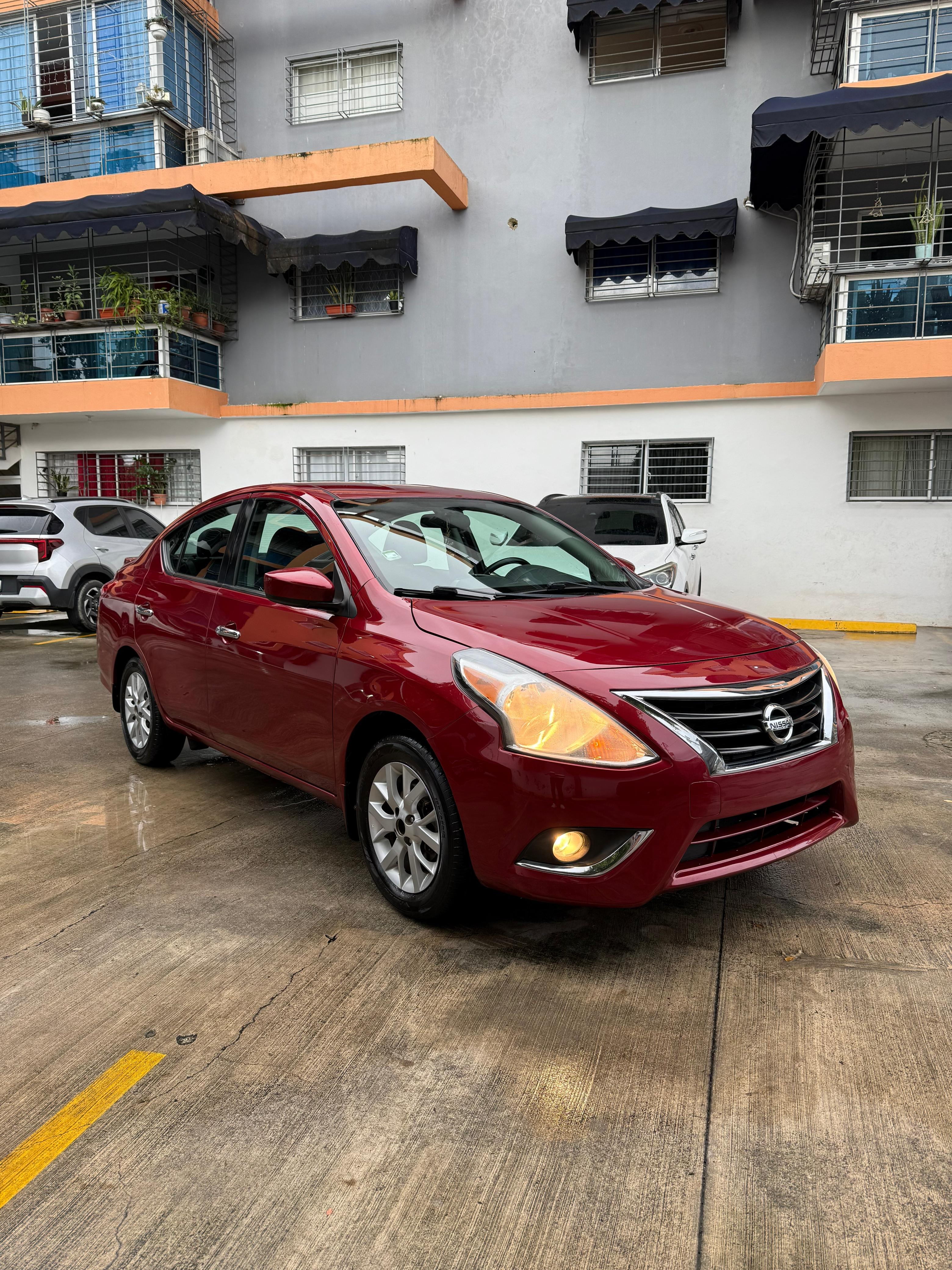 carros - Nissan versa/Sentra SV  Americano 2018 $589,000 