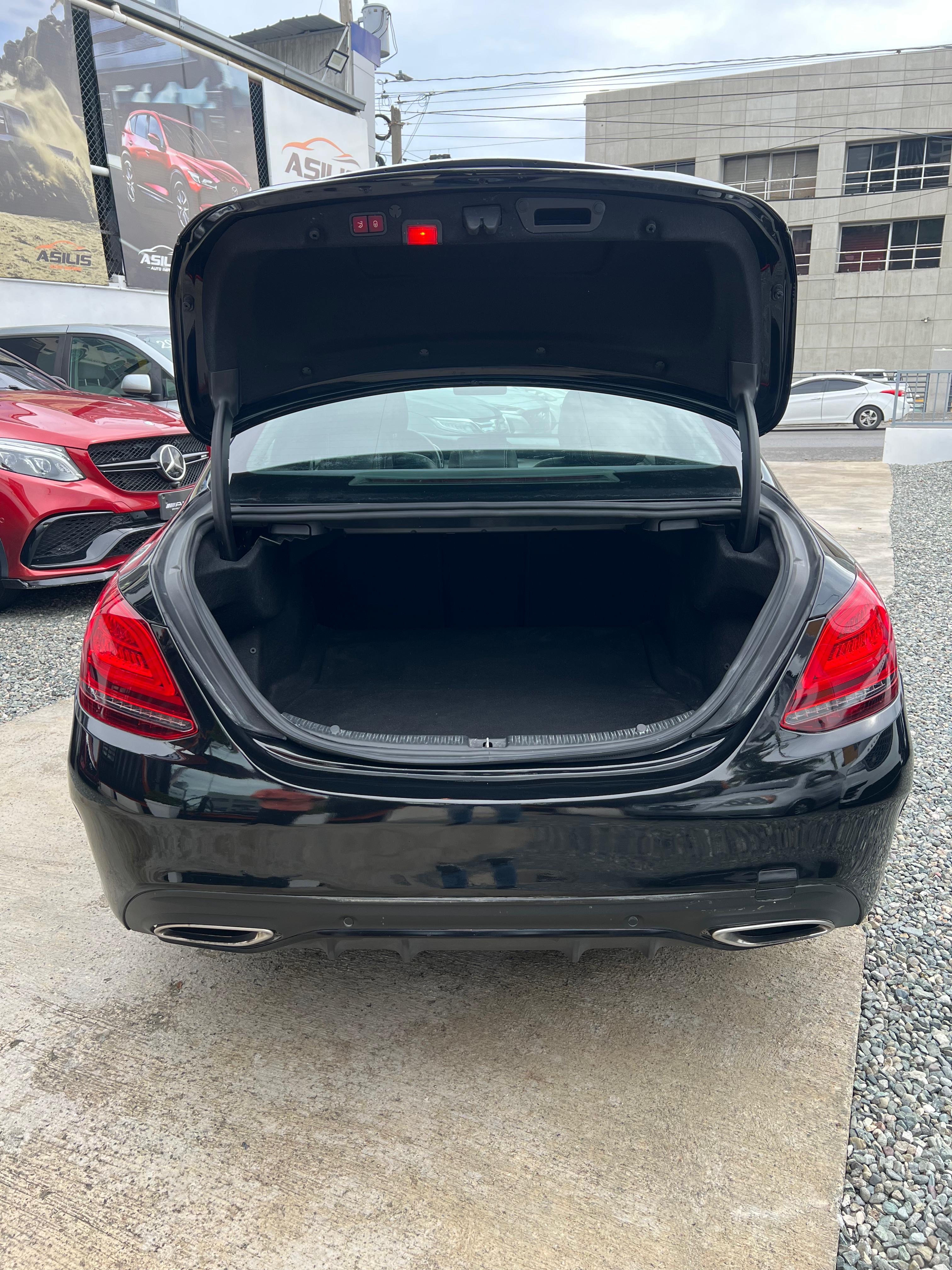 carros - Mercedes Benz C300 AMG 2019  4