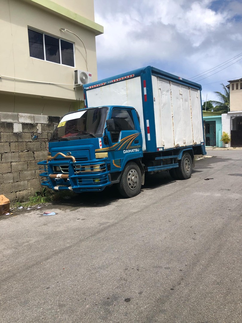 camiones y vehiculos pesados - Daihatsu 