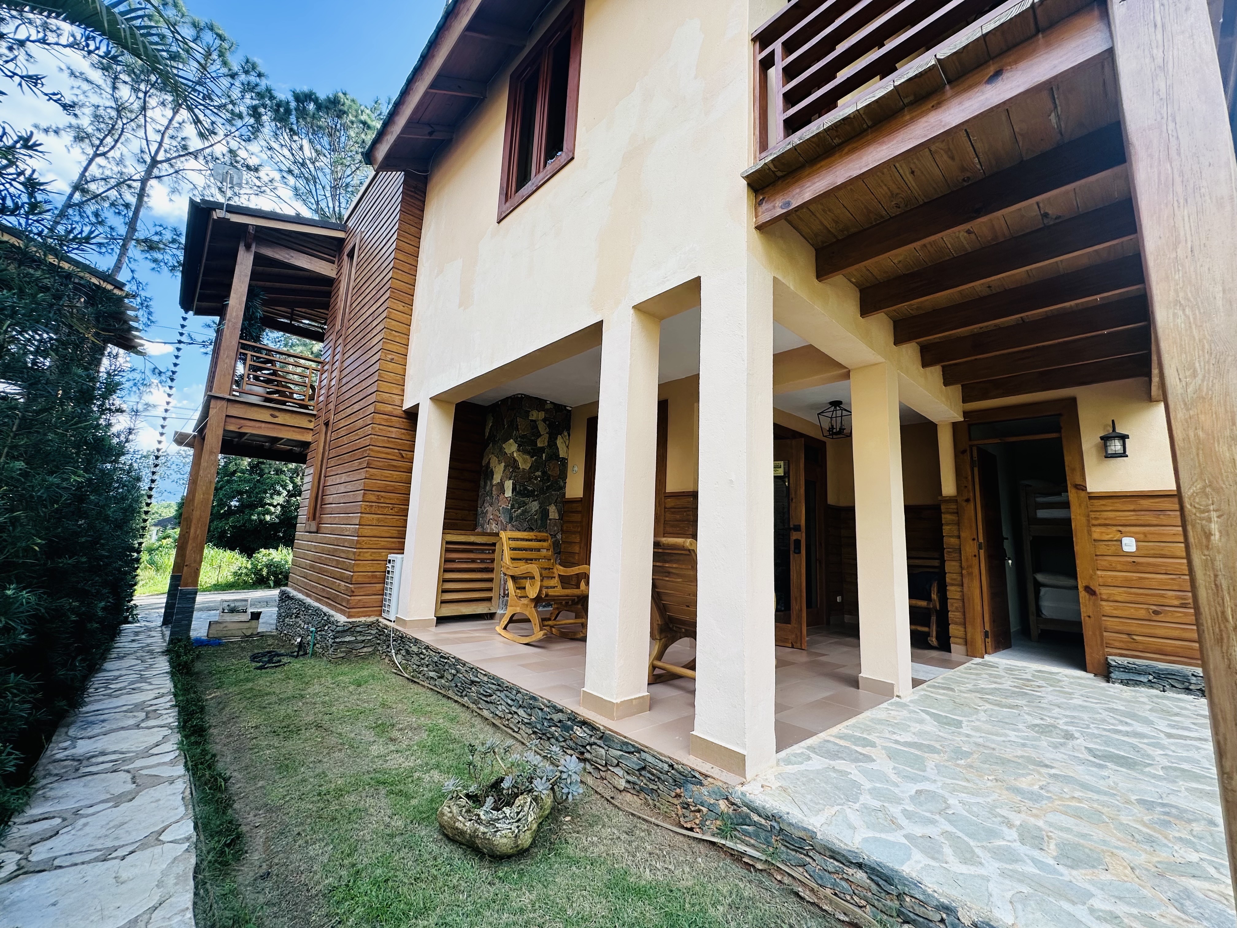 casas vacacionales y villas - Villa en venta en Jarabacoa  2