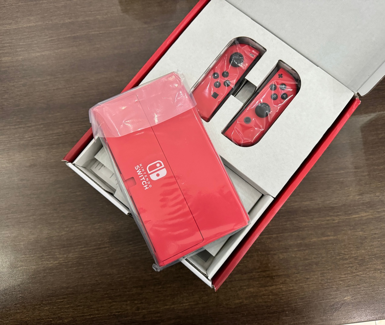 consolas y videojuegos - Nintendo Switch OLED Version Mario Bros Sellado Garantía / TIEND 2