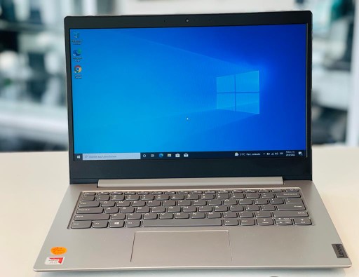 computadoras y laptops - lenovo ideapad slim 81VS  AMD A6- RADEON R4,  CORES 64GB Ssd 4GB Ram  1