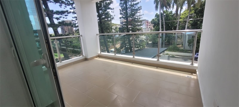 apartamentos - Vendo en torre Calculta la Esmeralda 3 nivel 6