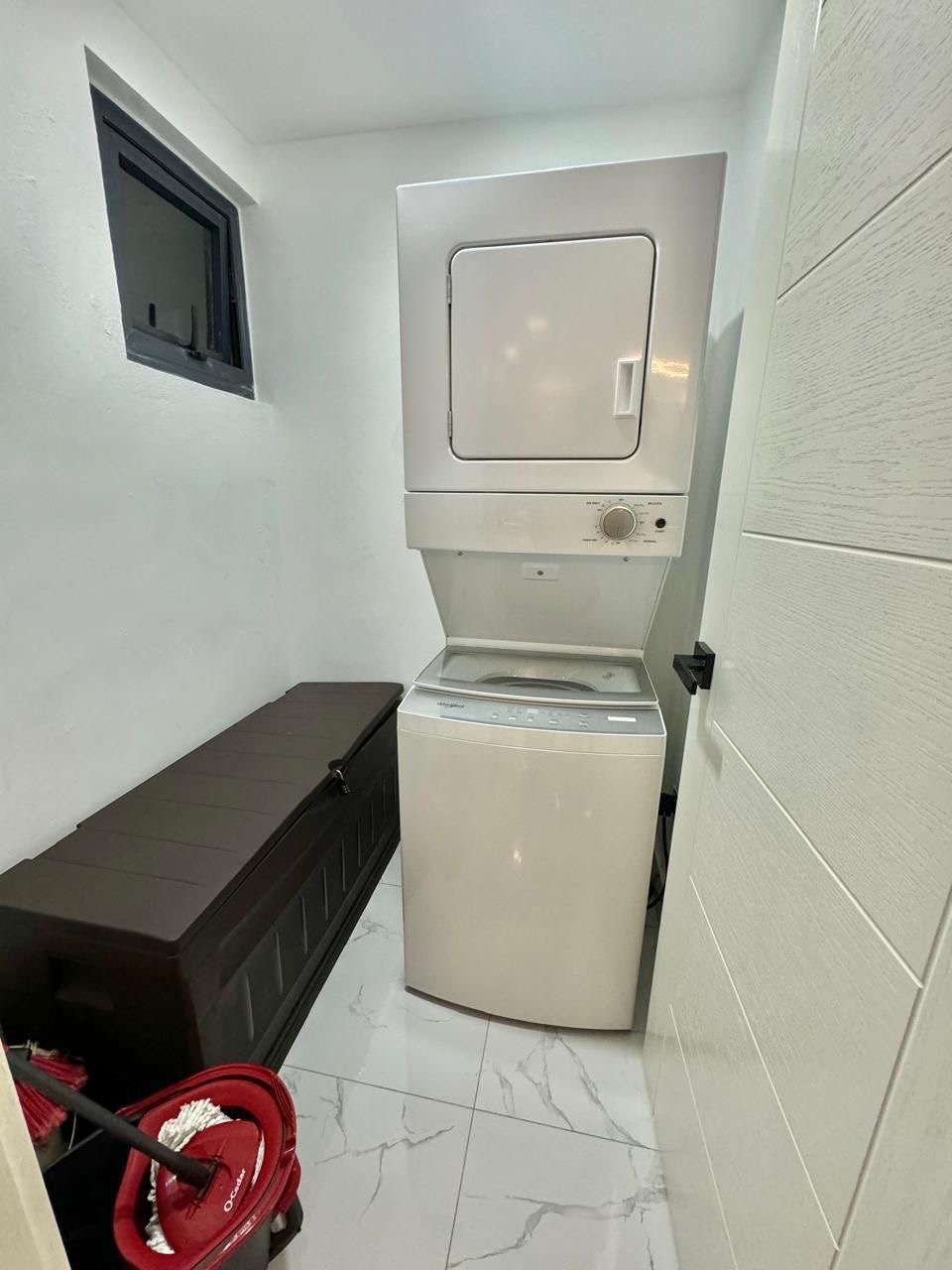 apartamentos - VENDO APTO AMUEBLADO ,EVARISTO MORALES, 1 HAB, BALCÓN PISCINA , US 155,000 4