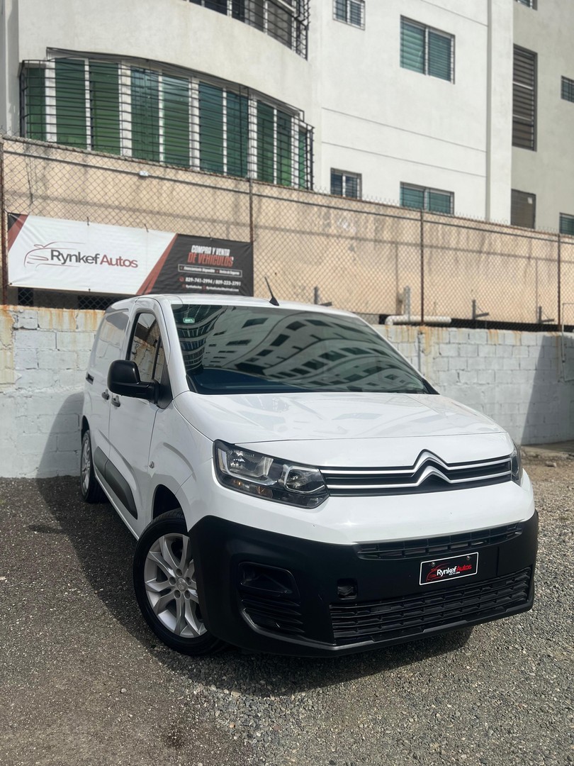 jeepetas y camionetas - Citroen Berlingo Carga 2021