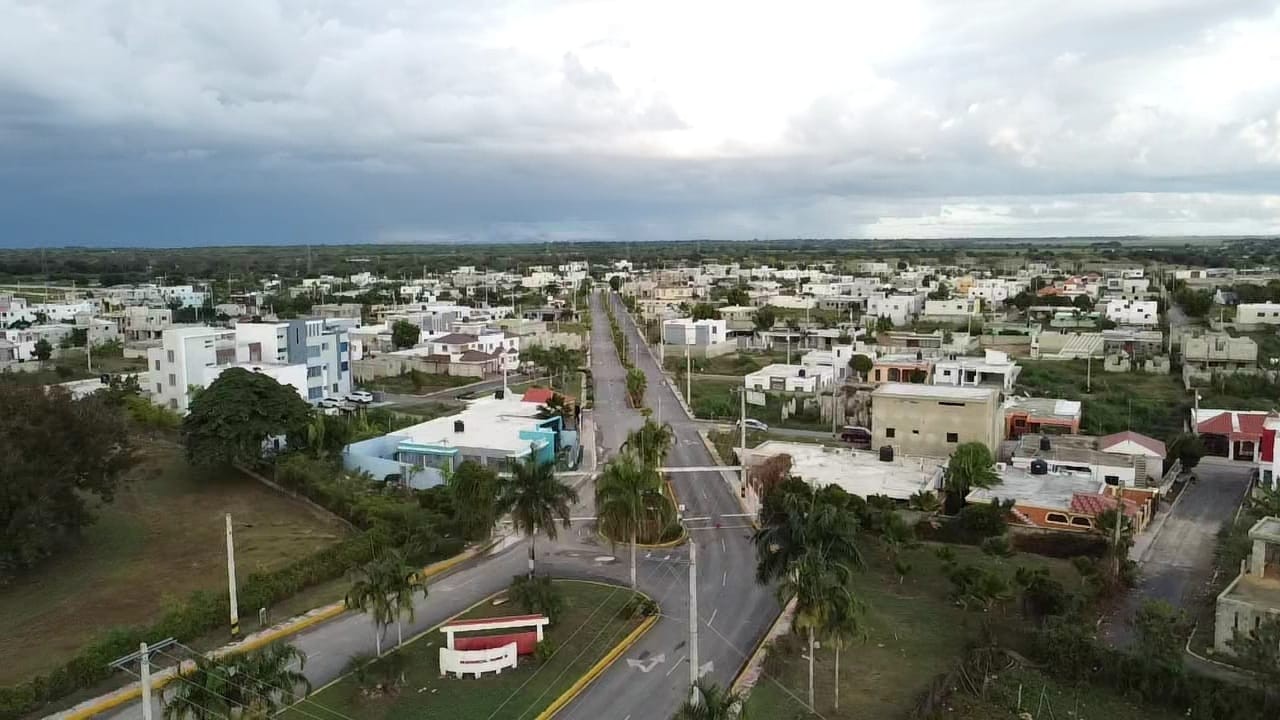 solares y terrenos - SOLARES en Residencial Naime Tres 4