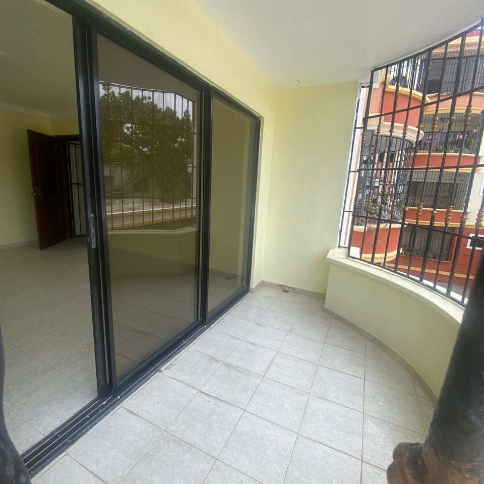 apartamentos - Apartamento en Venta en Evaristo Morales 2H, 2B, 1P