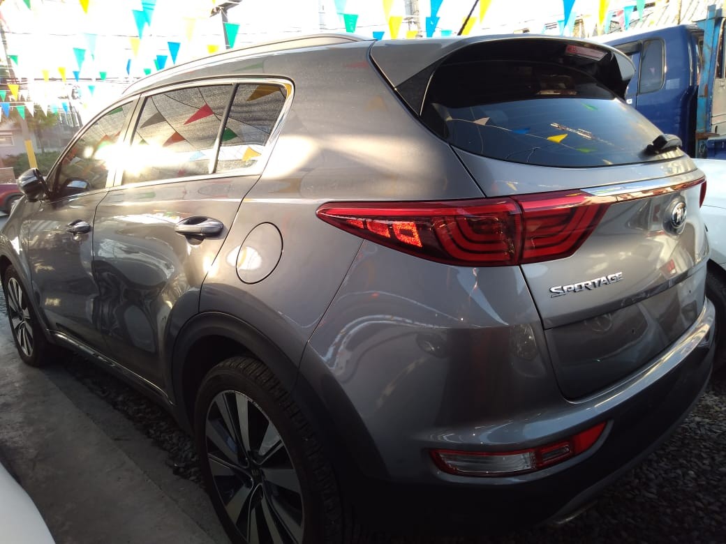 jeepetas y camionetas - KIA SPORTAGE 2018 GRISDESDE RD$1,150,100 Mil  5