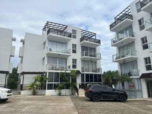 casas - Apartamento  a 3 minutos del malecón caminando con piscina 