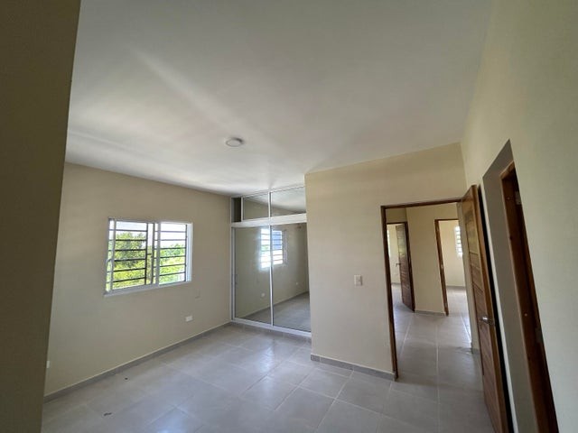casas - 






Proyecto en venta Punta Cana  #24-1250 tres dormitorios, 2.5 baños. 7