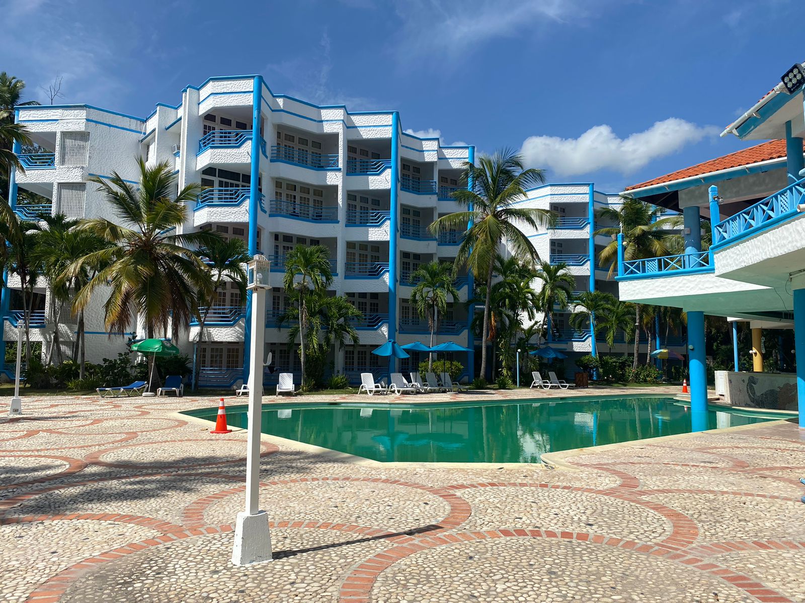 oficinas y locales comerciales - HOTER RESORTS EN BARAHONA 108 HABITACIONES.  1