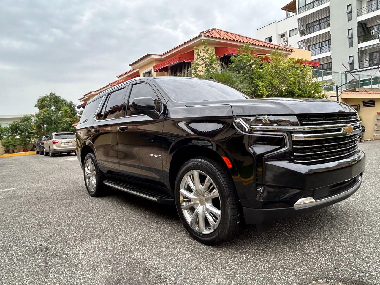 jeepetas y camionetas - Chevrolet Tahoe LT 2021  9