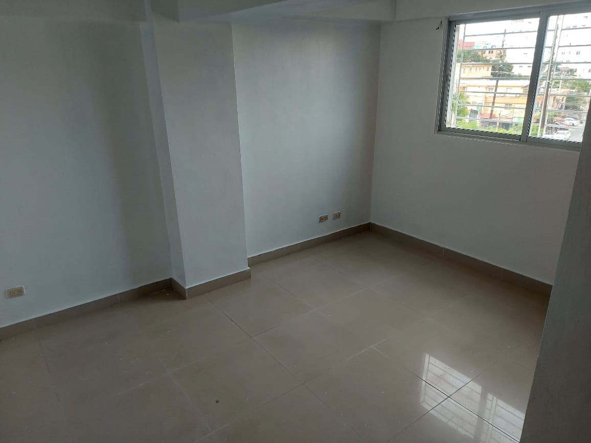 apartamentos - Apartamento en venta, Bella vista, con ascensor, grande (A.Nuevo)  8