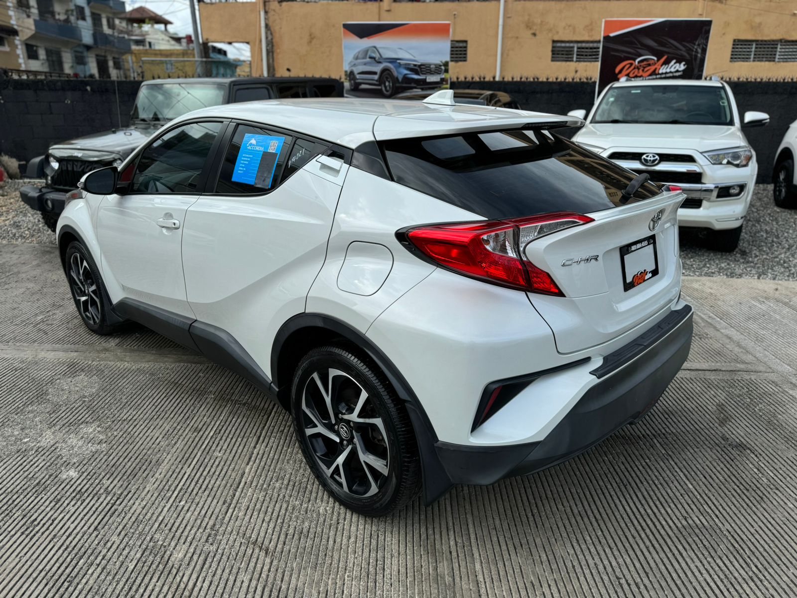 jeepetas y camionetas - Toyota C-HR XLE 2018 3