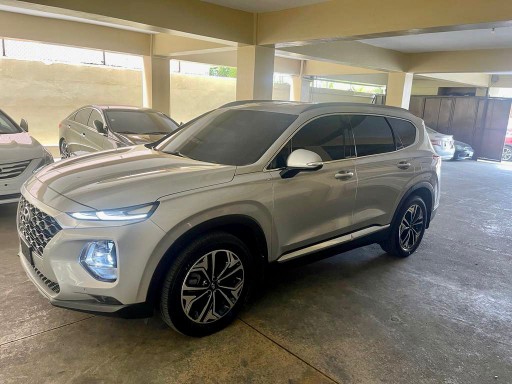 jeepetas y camionetas - Hyundai Santa fe 2020 impecable 