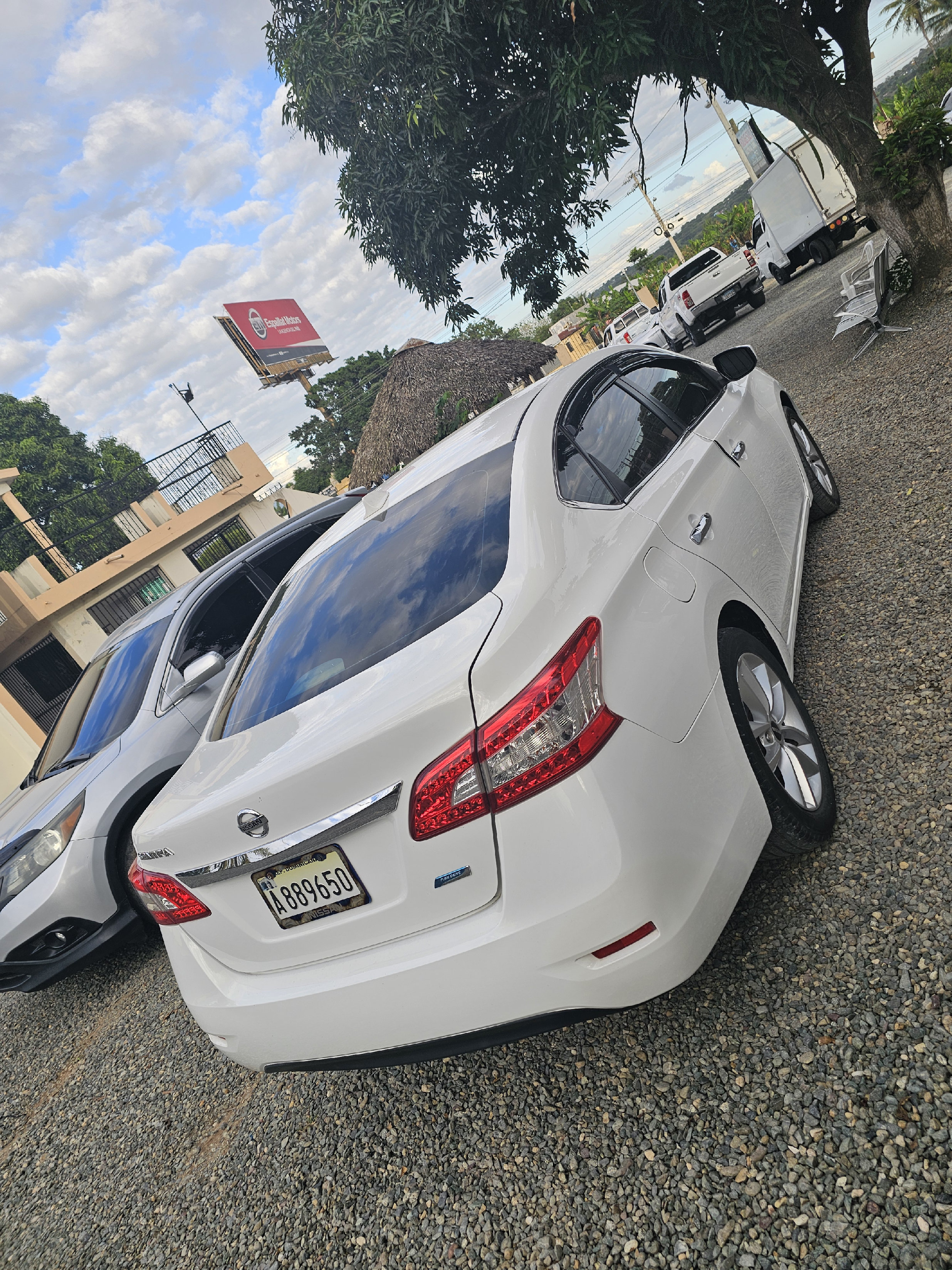 carros - Nissan Sentra 2014 3