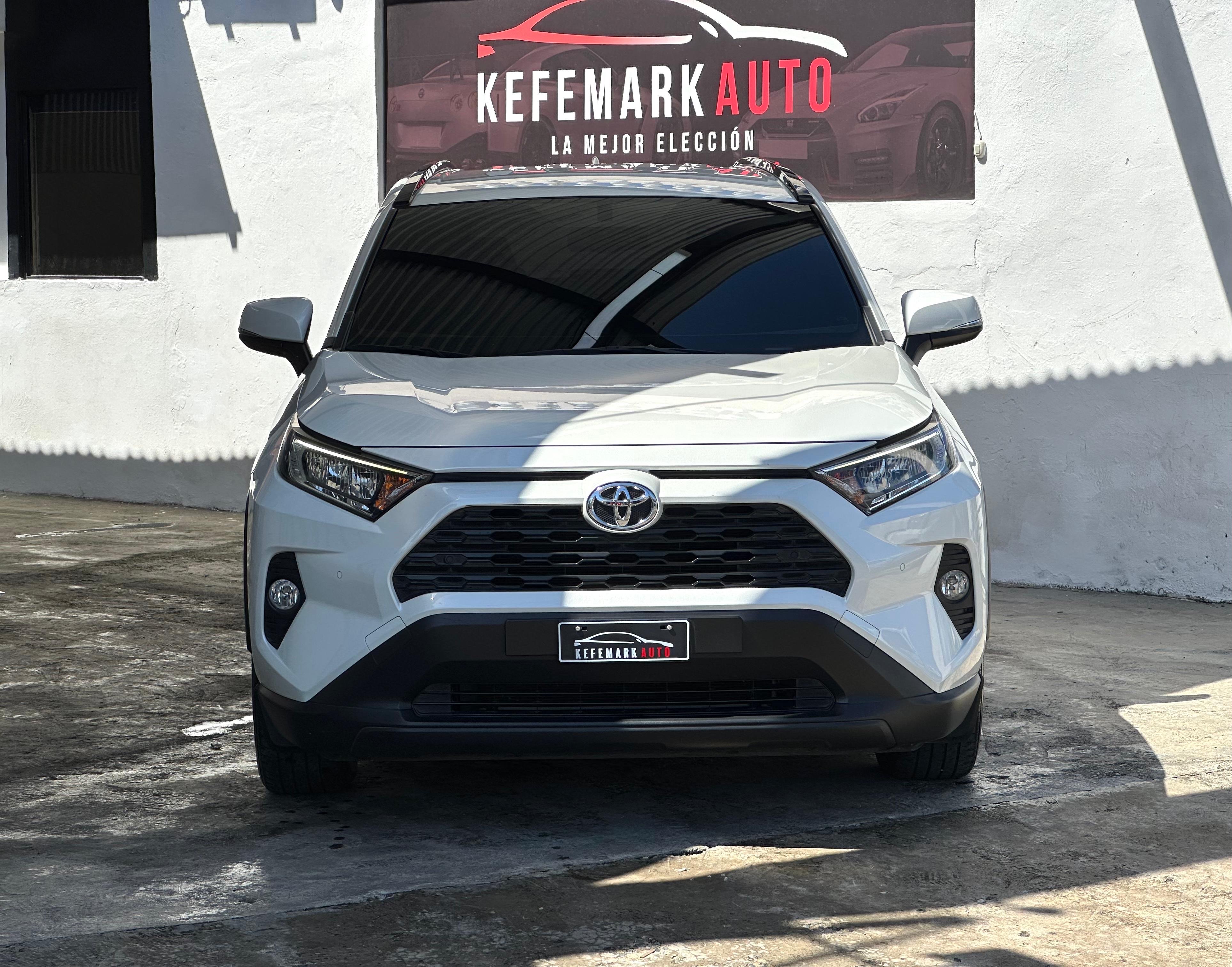 jeepetas y camionetas - Toyota Rav4 Full 4x2 2020 1