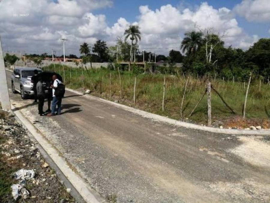 solares y terrenos - vendo solar  con titulo financiamiento disponible en santo domingo 3