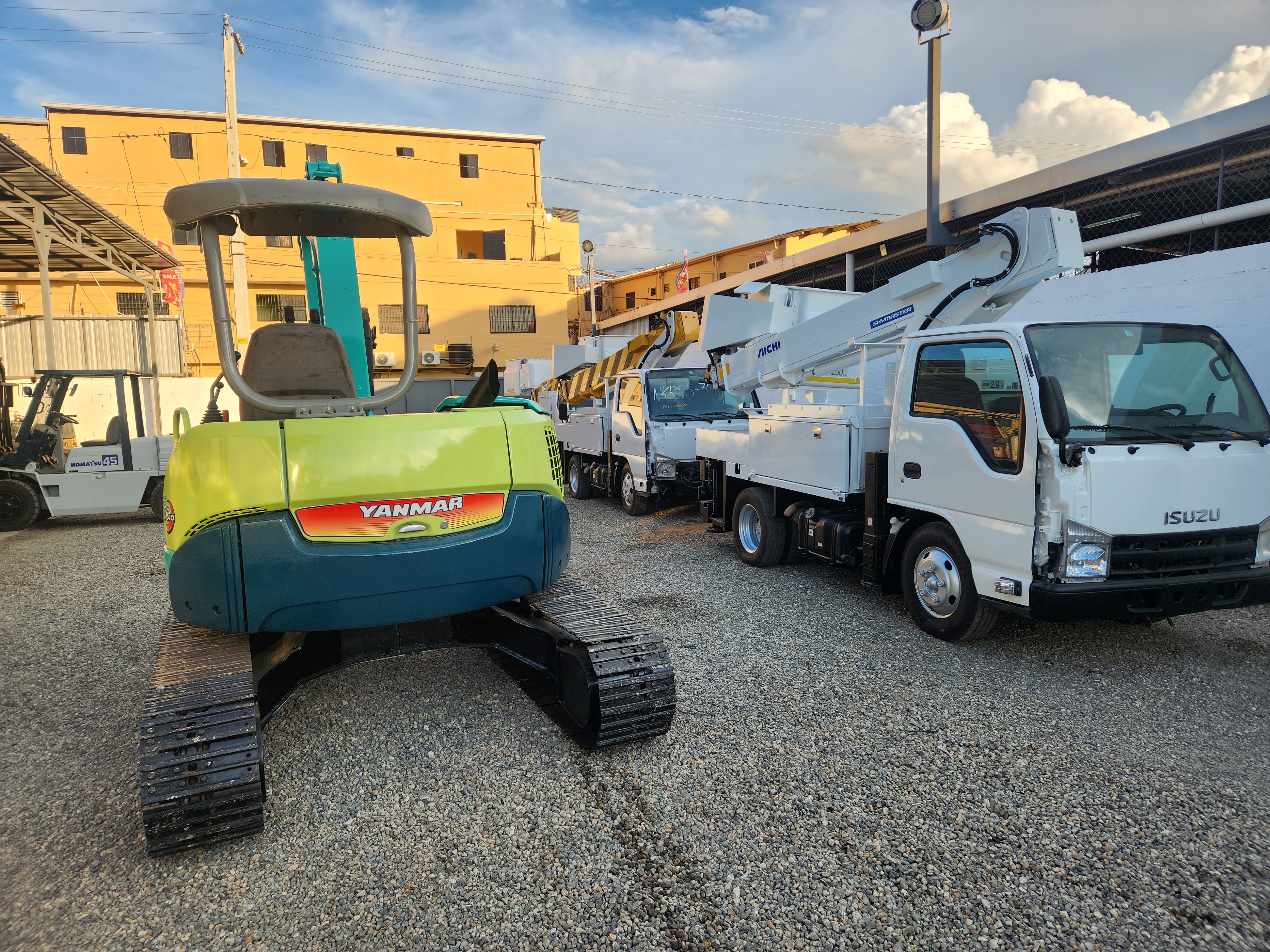 otros vehiculos - retro excavadora yanmar recién importada de Japón.  1