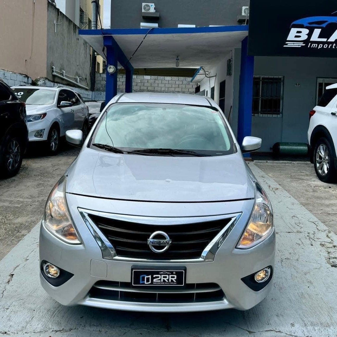 carros - Nissan Versa SV 2019 Full Negociable