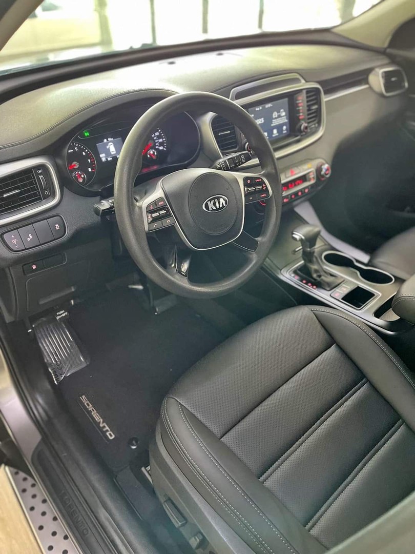 jeepetas y camionetas - Kia Sorento 2019 impecable  6