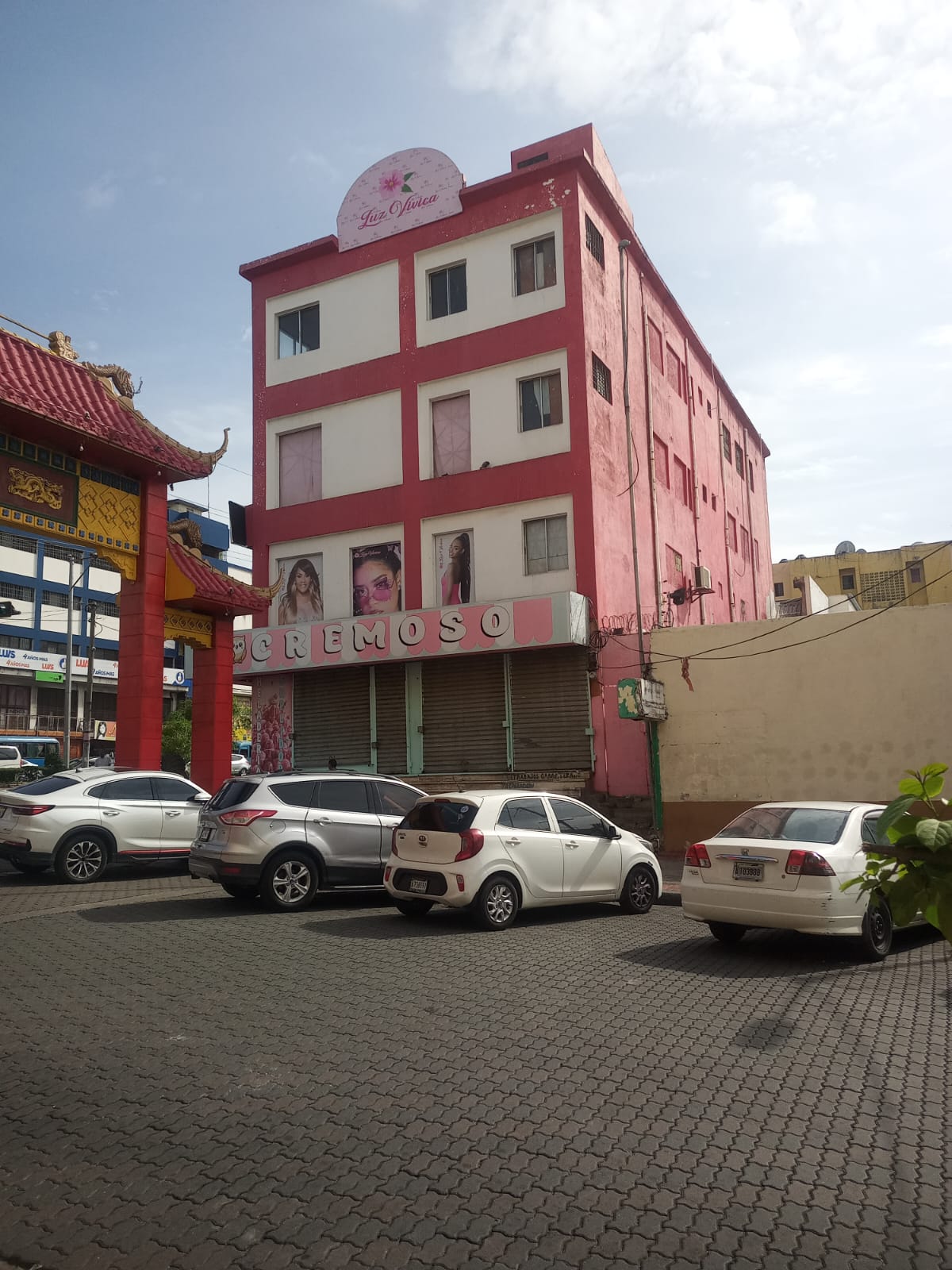 oficinas y locales comerciales - Edificio Duarte en la entrada del Barrio Chino  4