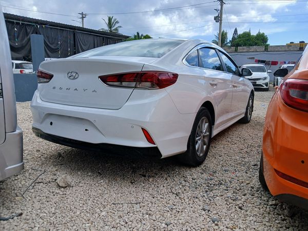 carros - vendo sonata 2019 inicial 150,000 financiamiento  5