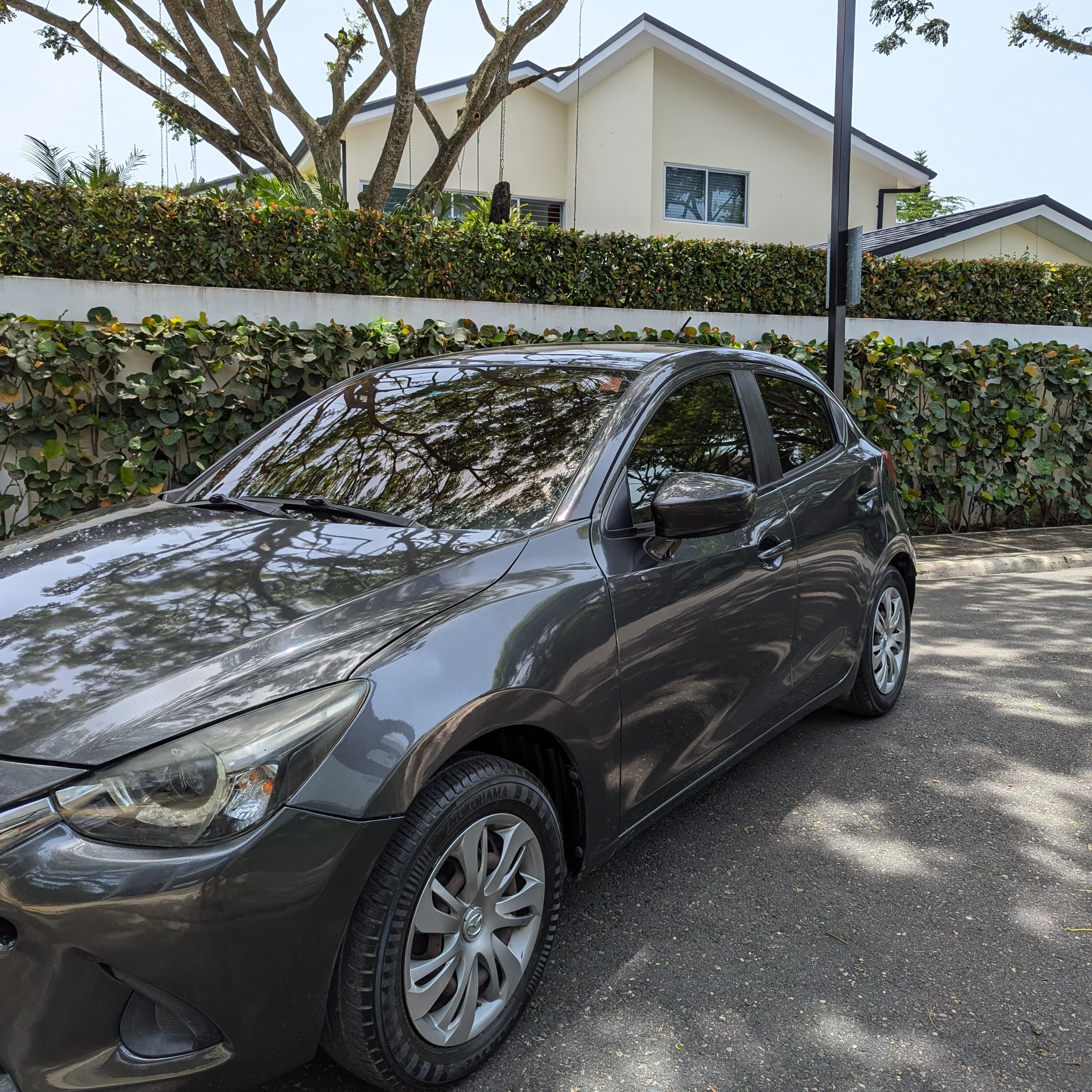 carros - mazda demio 2017 0