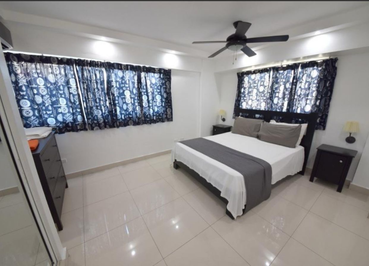 otros inmuebles - venta de hotel moderno en la zona universitaria República Dominicana  2