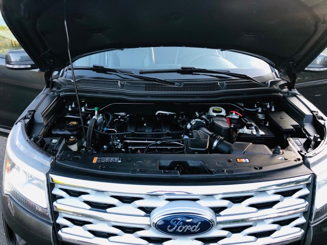 jeepetas y camionetas - FORD EXPLORER XLT 4WD 2019 9