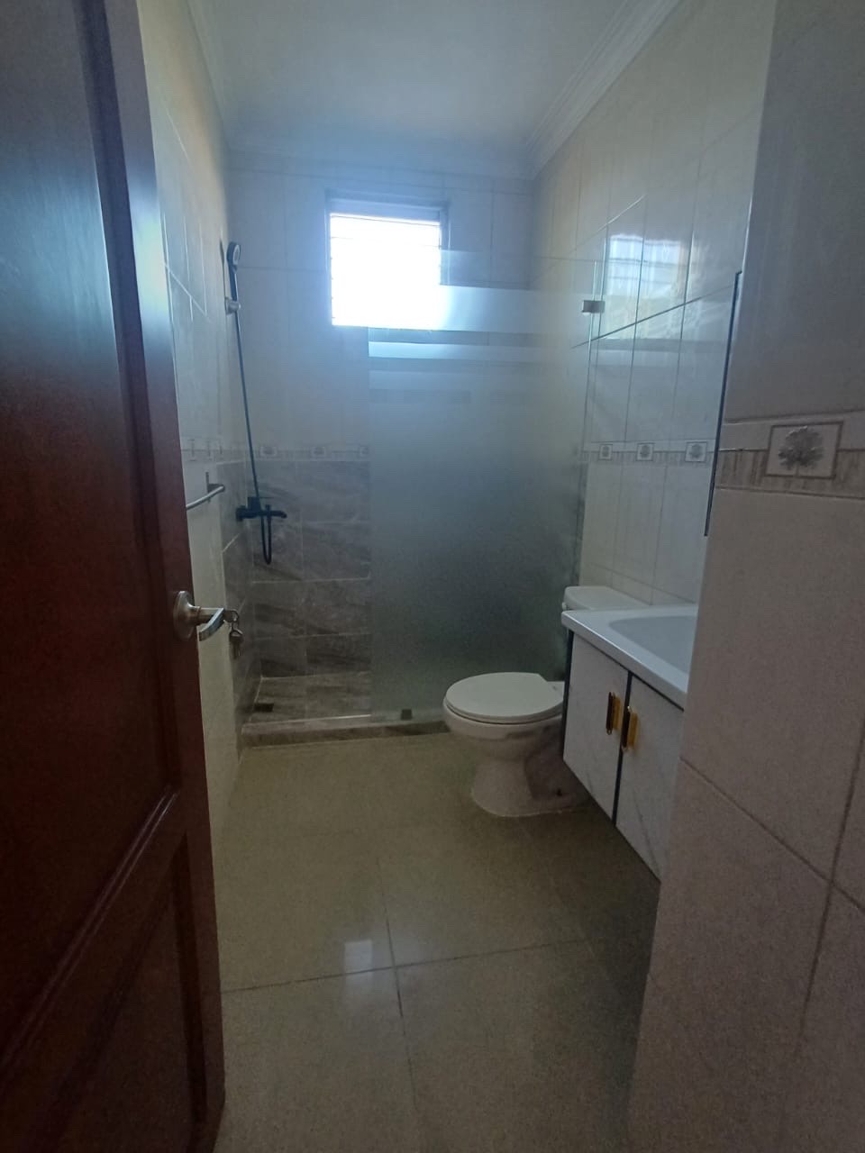 apartamentos - vente de apartamento en Alma Rosa 1 con 2 Parqueos y 136mts Santo Domingo este  2