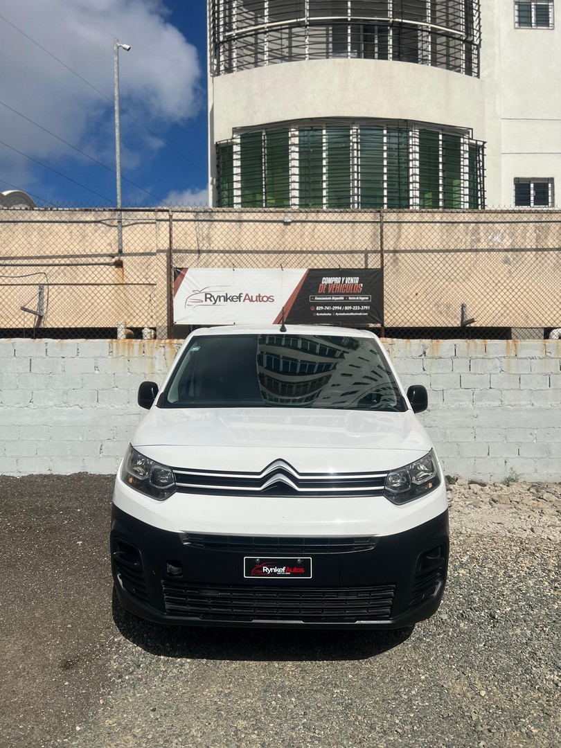 jeepetas y camionetas - Citroen Berlingo Carga 2021 2