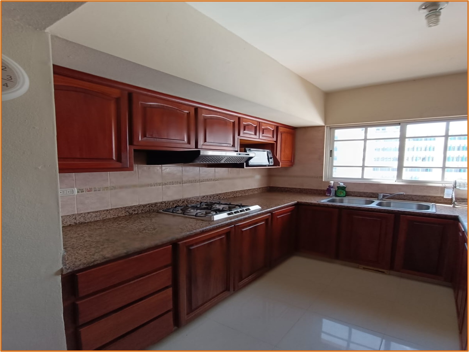 apartamentos - Apto en la Esperilla, 2 HABS., 170 MTS.2, RES. ESCORIAL X, AV. BOLIVAR 4