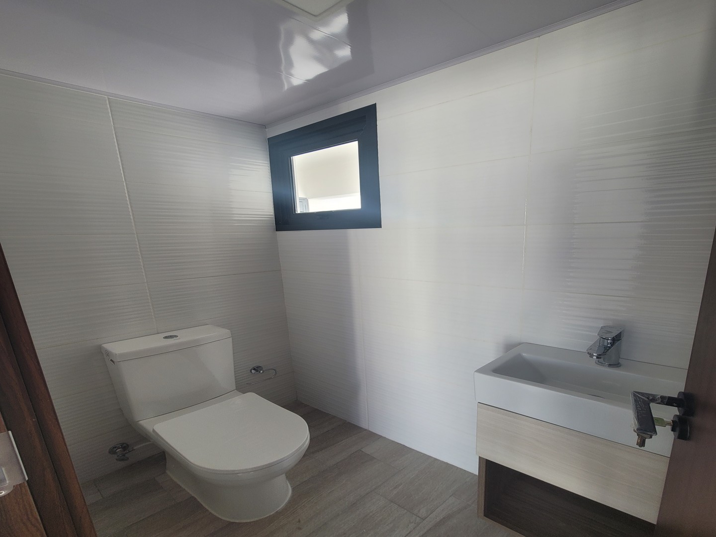 apartamentos - Vendo apartamento nuevo con pisicina en Don Pedro Santiago de los Caballeros 7