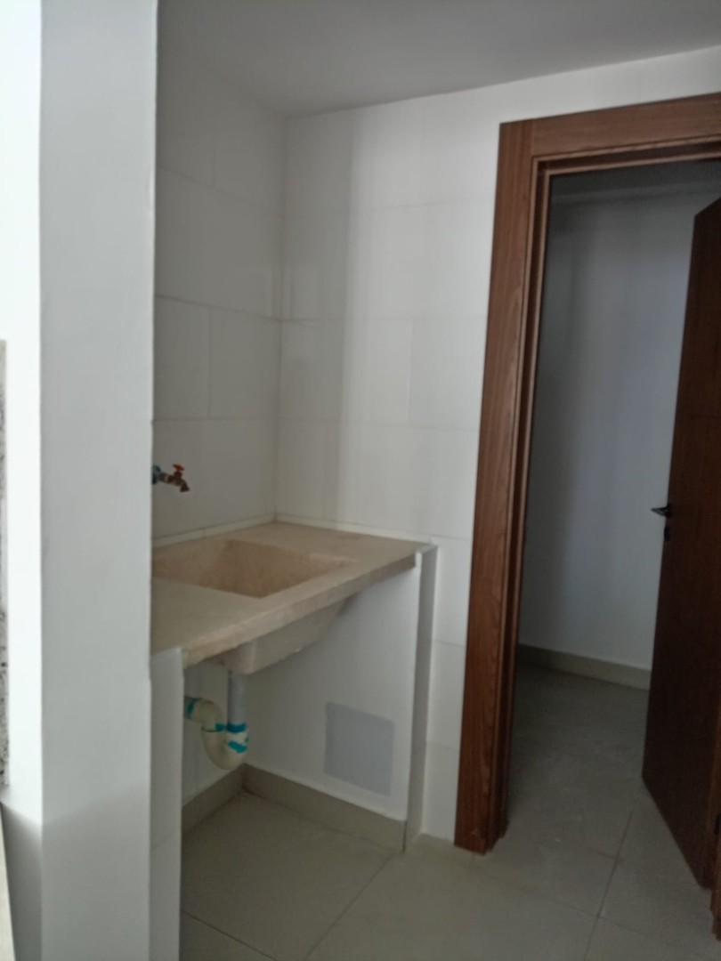 apartamentos - ALQUILO APARTAMENTO EN EL MILLÓN 
ALQUILER US$1,050
  2