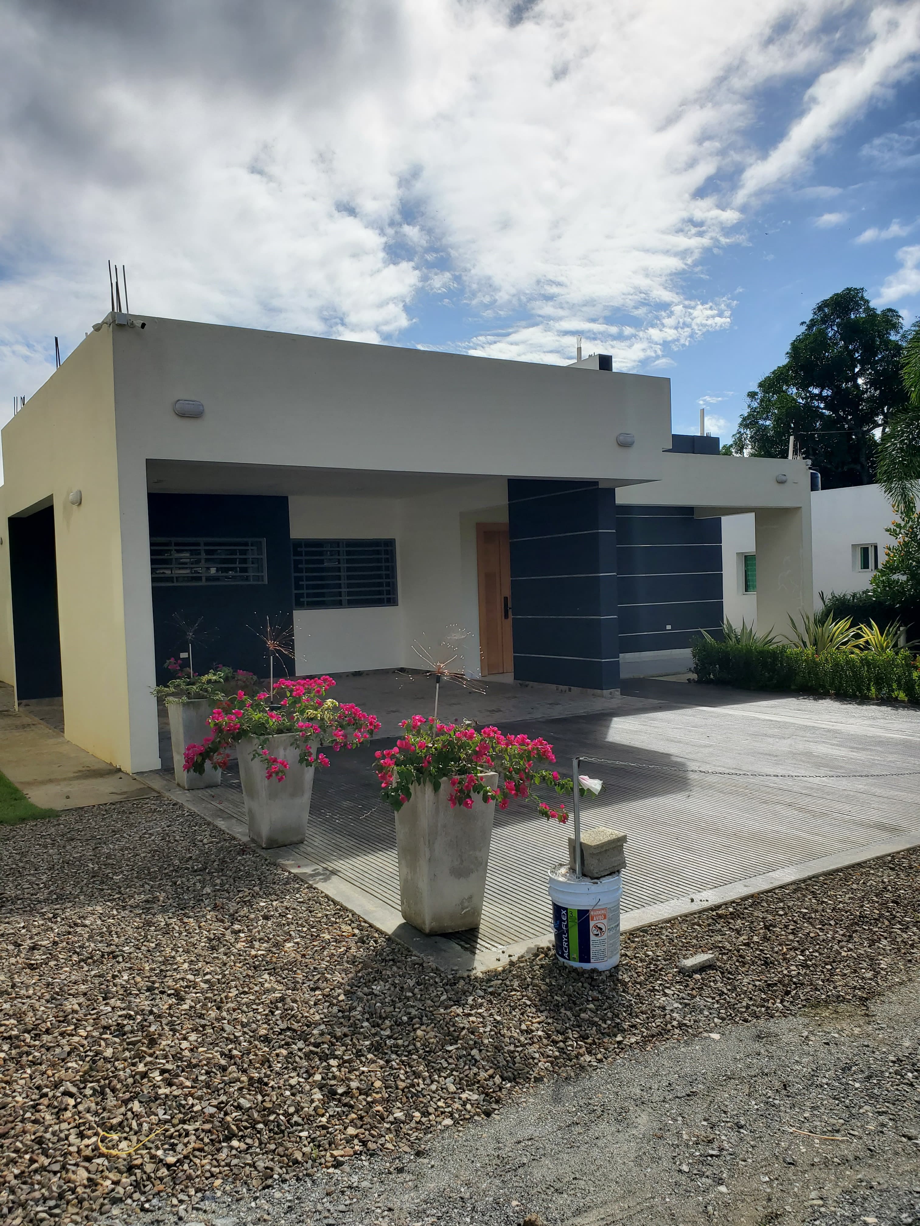 casas - CASA EN VENTA EN LA VEGA.