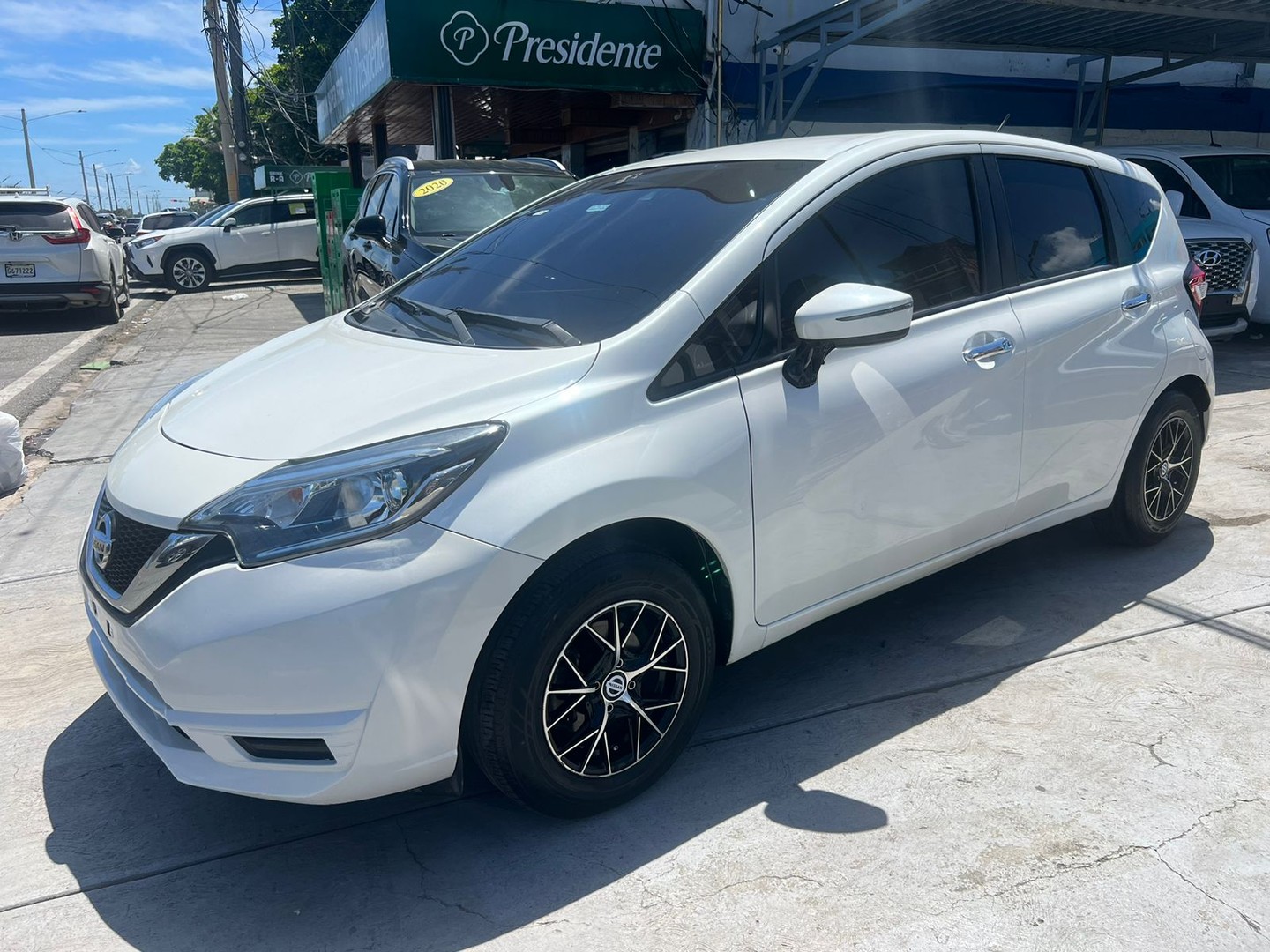 carros - Nissan Note 2018