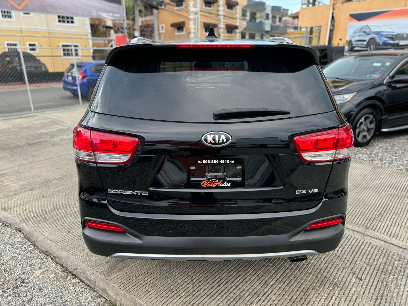 jeepetas y camionetas - Kia Sorento EX 2018 4