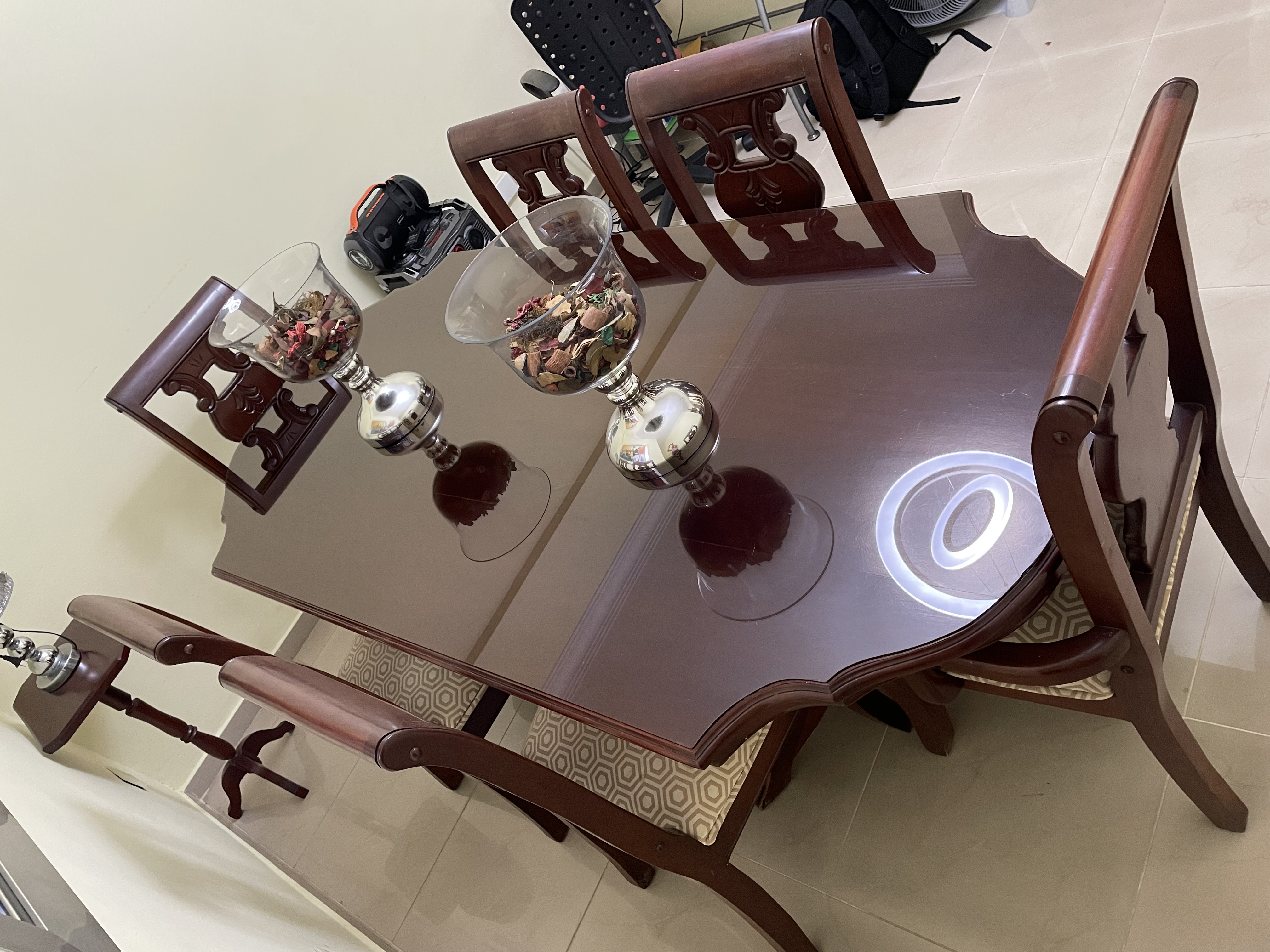 muebles y colchones - Mesa en caoba 6 sillas