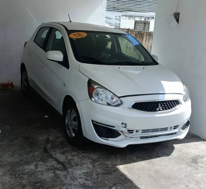 carros - Mitsubishi Mirage 2018