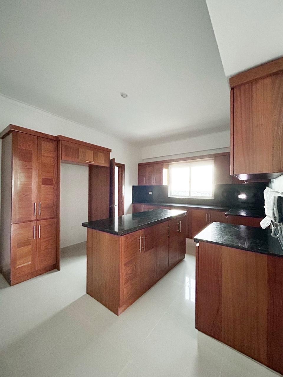 apartamentos - venta de apartamento en Alma Rosa 1 vista al mar con 210mts Santo Domingo este  4