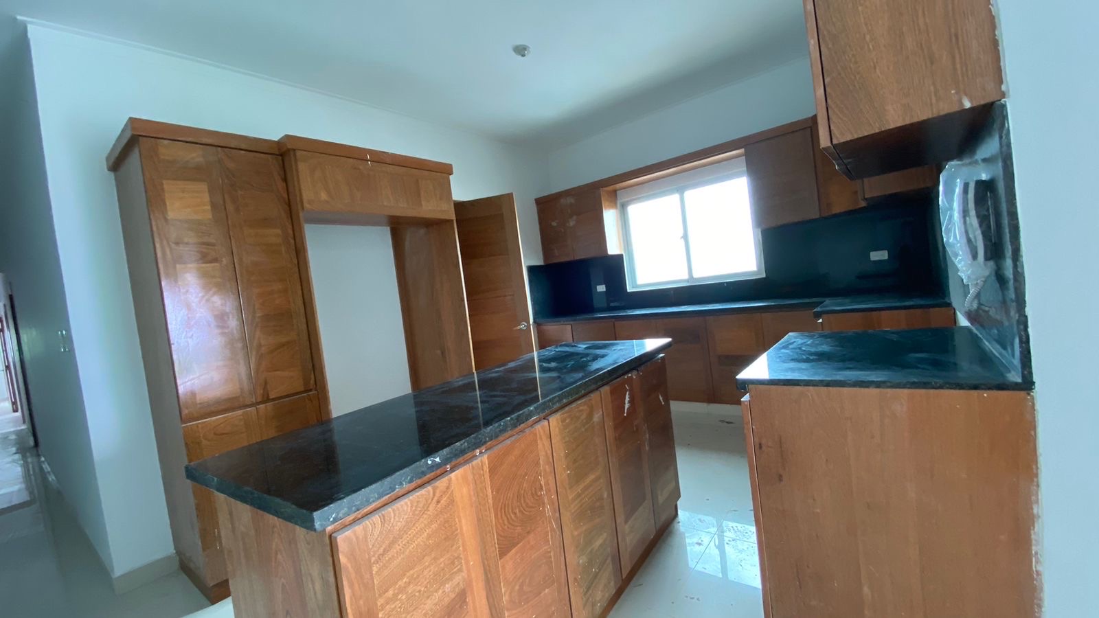 apartamentos - venta de apartamento nuevo en Alma rosa primera de 220mts piso 8 Santo Domingo  5