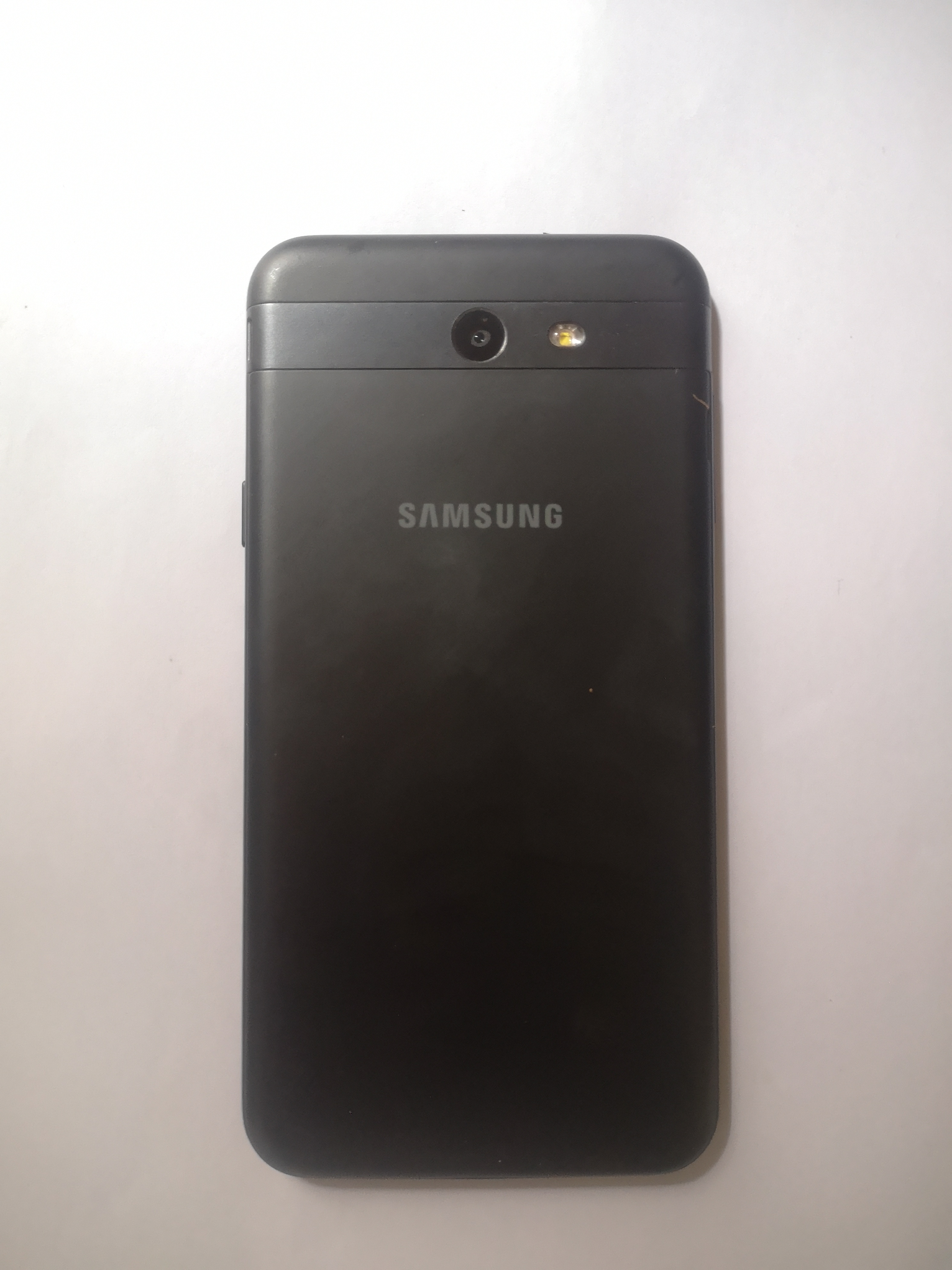 celulares y tabletas - Samsung galaxy j7 prime  1