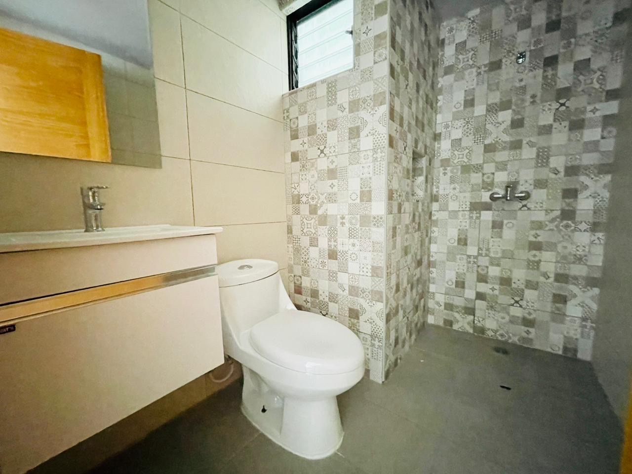 apartamentos - Apartamento  próximo a la Av Churchill en Evaristo Morales  nuevo a estrenar 
 3