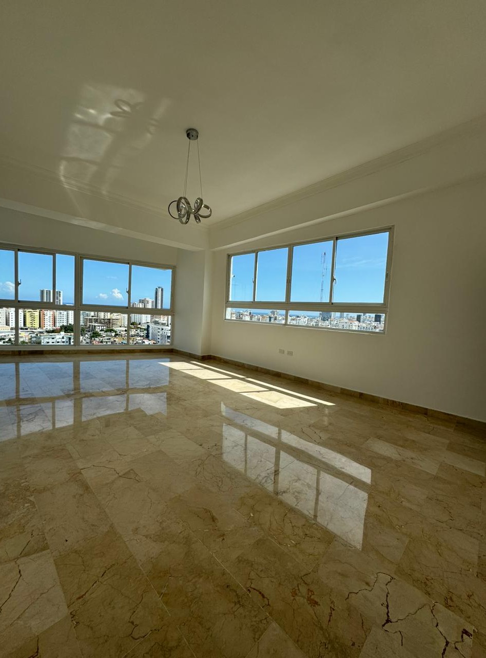 penthouses - Vendo Penthouse con vista al mar de 480 mts de 2 piso en Evaristo Morales 0